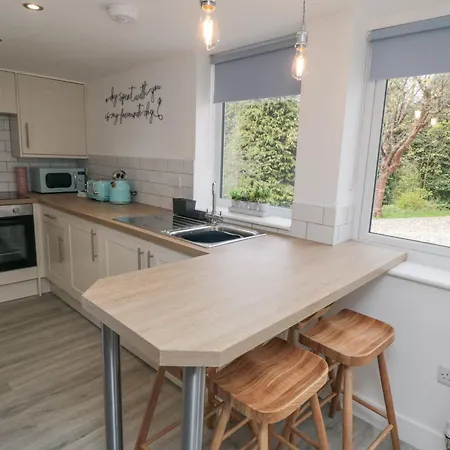 Riverside Semesterbostad